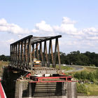 Blick auf die Reste der alten Rheinbrücke
