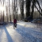 Radfahrer im Schnee